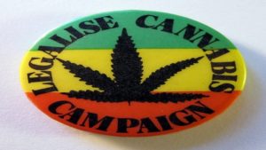 Cannabis_Haschisch-1