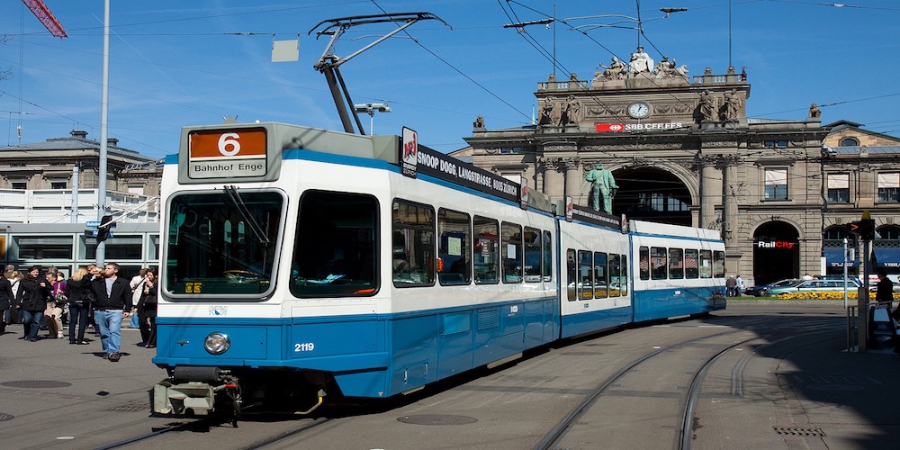 Tram_front