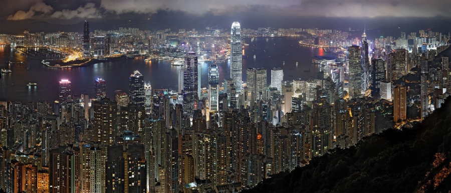 Hong_Kong_Night_Skyline_nonHDR