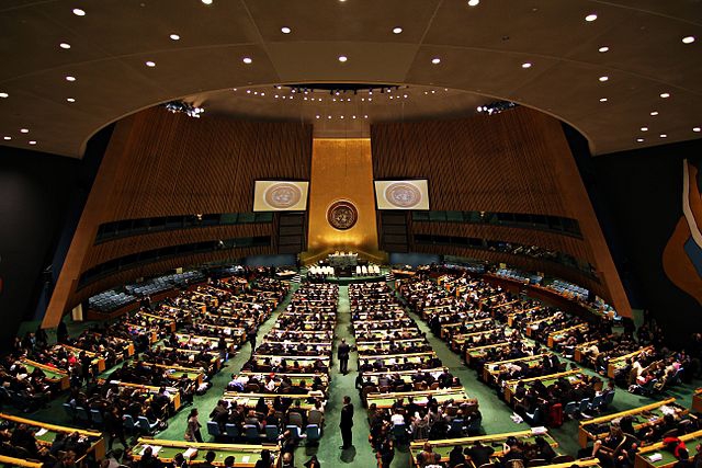 640pxUnited_Nations_General_Assembly_Hall_3