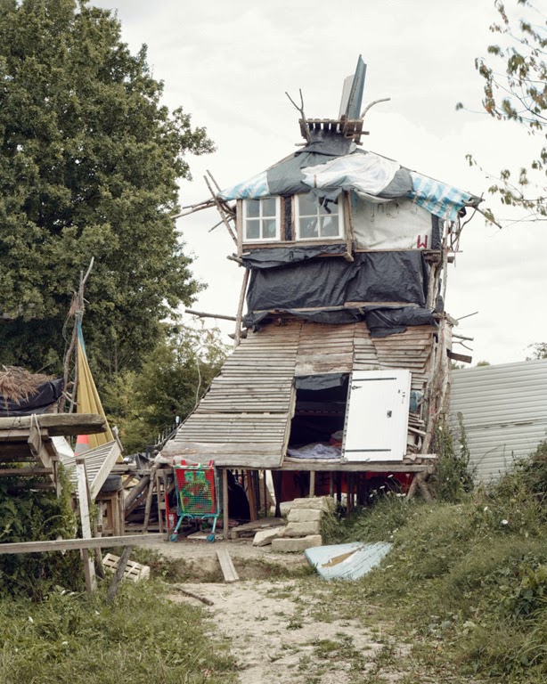 Lookout_tower_at_NDDL_ZAD