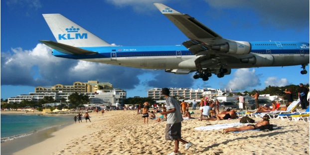 Flugzeug_Strand_Frontcc