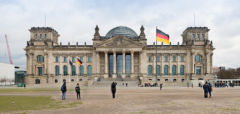 800pxBundestag_Deutschland_Reichstagsgebude_Berlin_Panorama