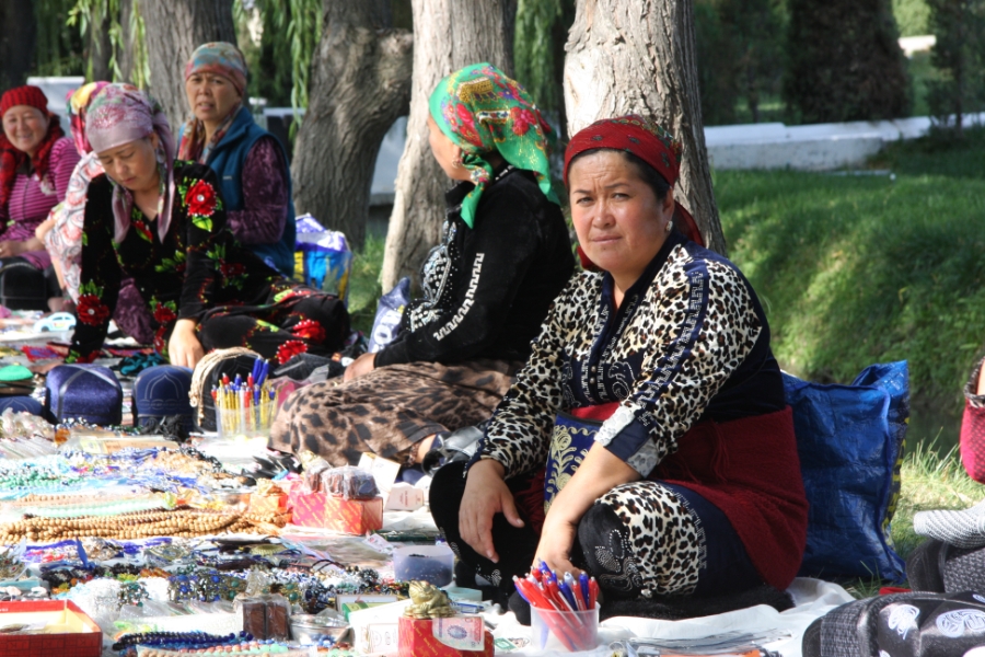 aktivekleinunternehmerinnenusbekistan©womentravel_ch