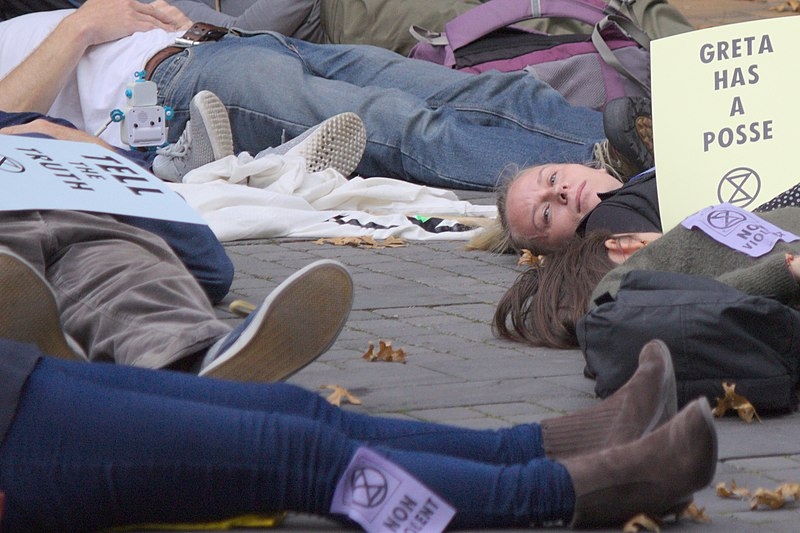 800pxExtinction_Rebellion_diein_Cashel_Street_Christchurch_New_Zealand_15