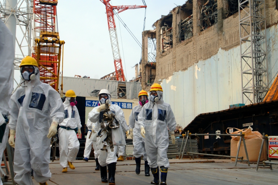 IAEA_Experts_at_Fukushima_02813336