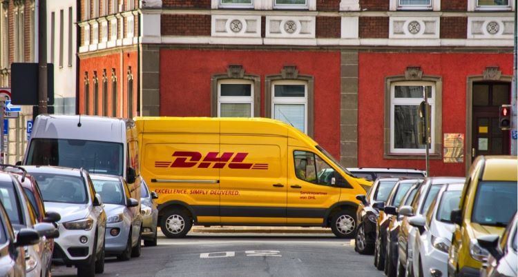 Lieferwagen DHL pixabay