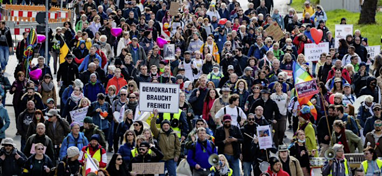 Querdenker-Demo in Stuttgart.WDR