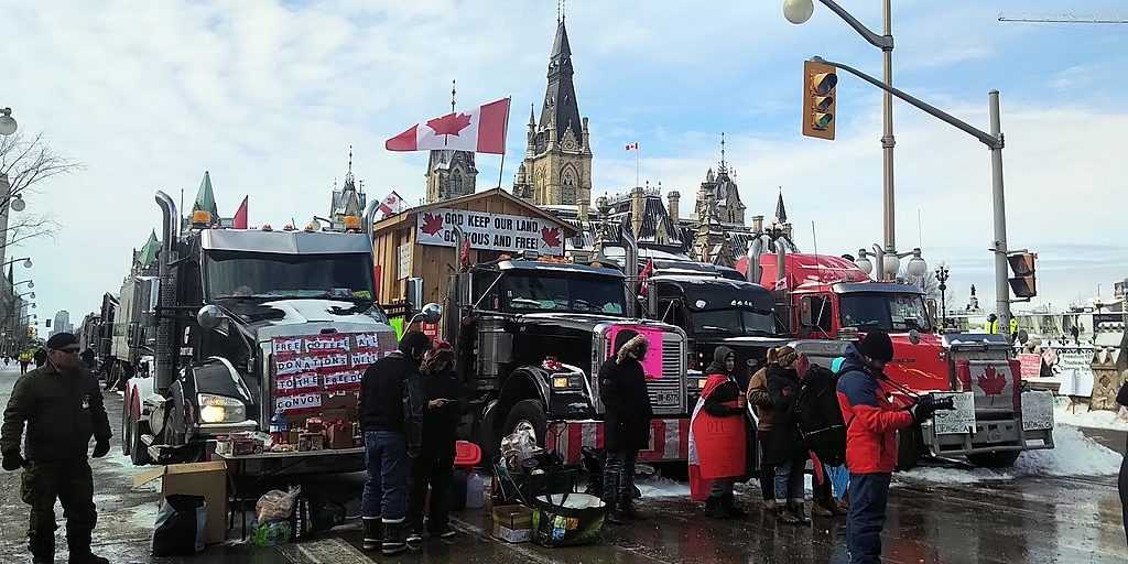 Freedom_Convoy_2022_Ottawa_February_4-19