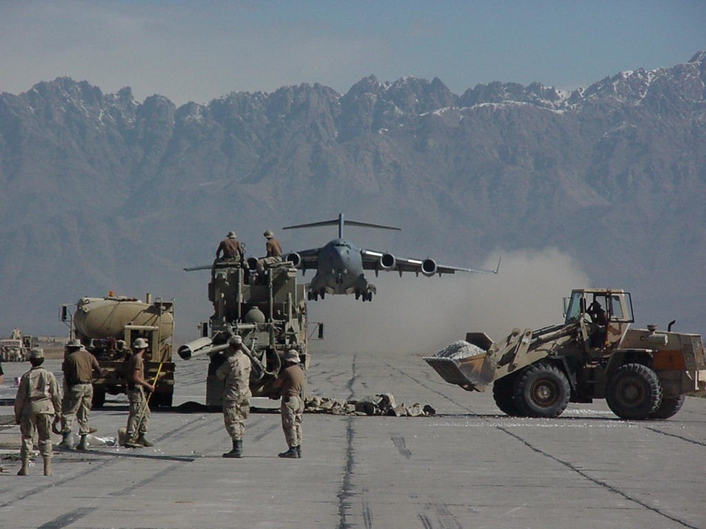 Repairing_a_runway_at_an_airfield_in_Afghanistan