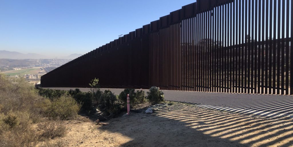 U.S_-_Mexico_Border_Wall