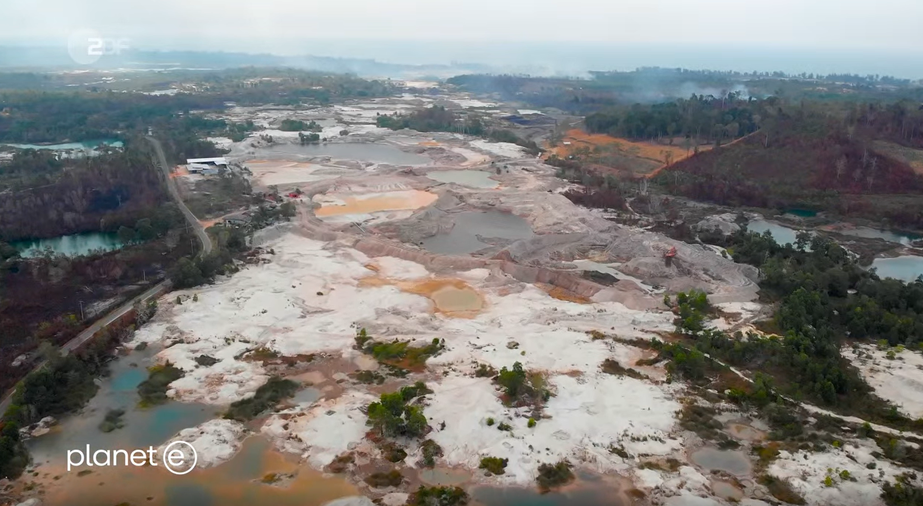 Serbuan timah dan konsumsi kita menghancurkan Pulau Surga