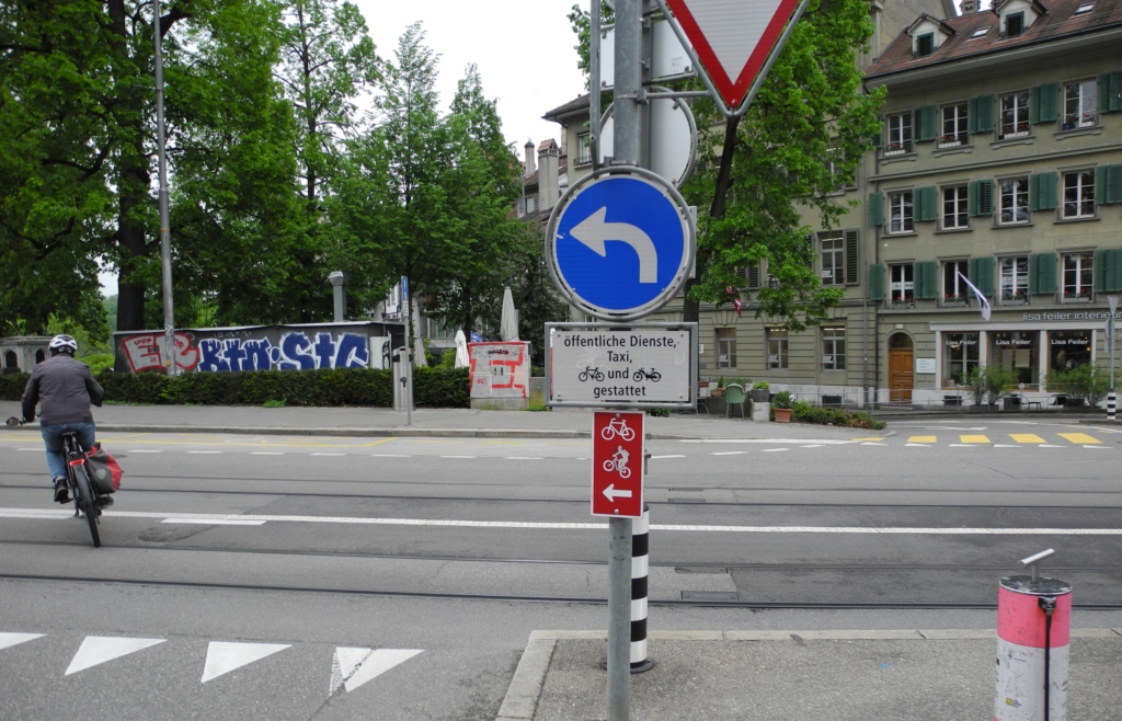 Bern, Kornhausplatz Verkehr Signale