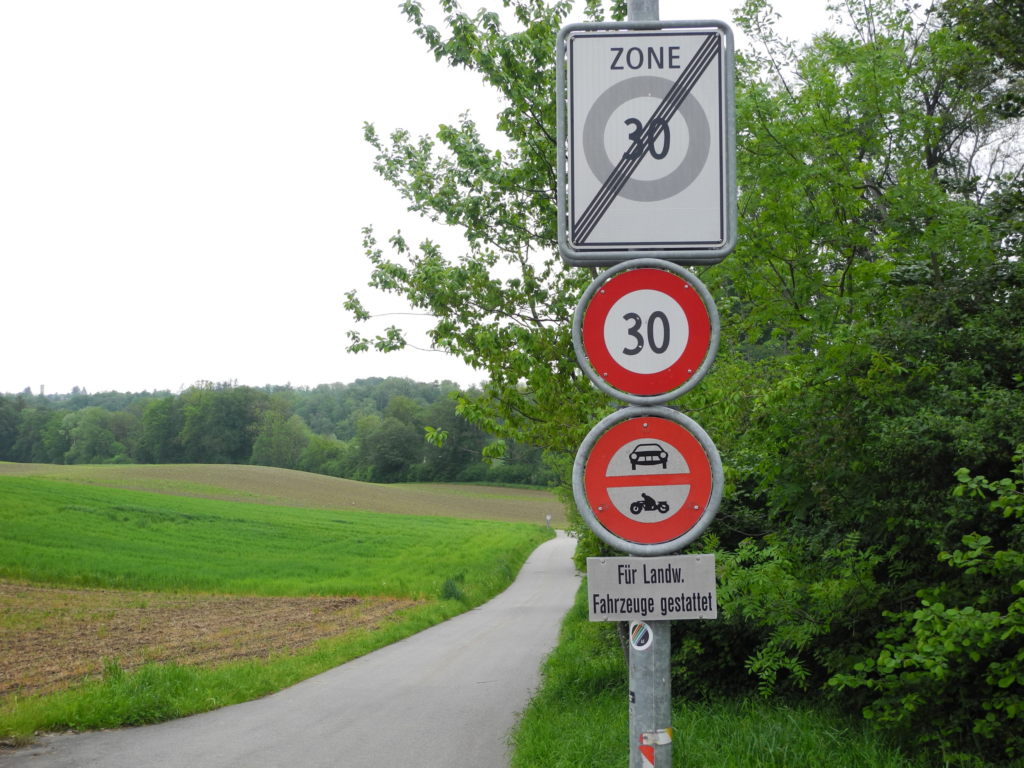 Kehrsatz, Sandbühlstrasse Verkehr Signale