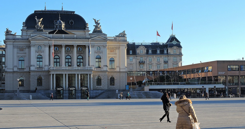 Sechseläutenplatz