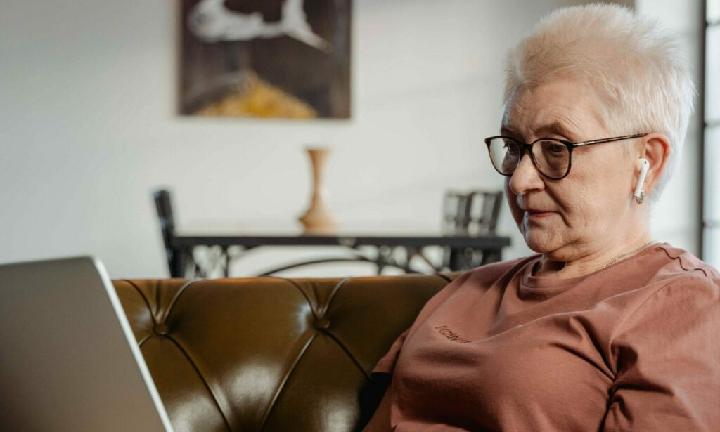 seniorin-laptop