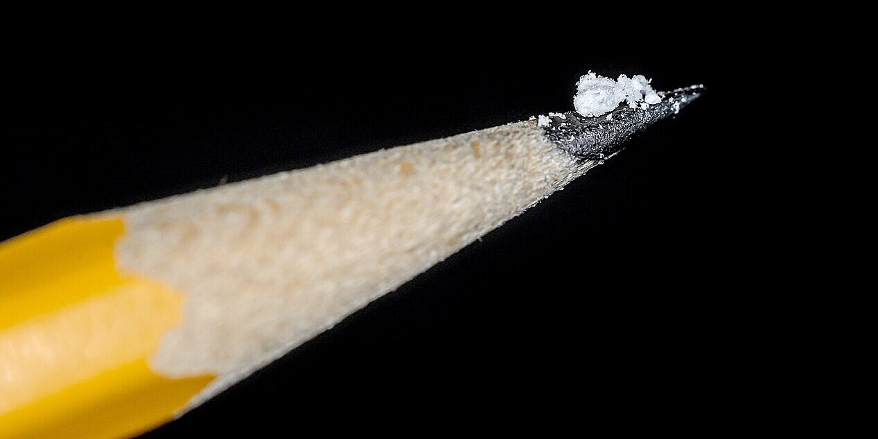 2_milligrams_of_fentanyl_on_pencil_tip._A_lethal_dose_for_most_people._US_Drug_Enforcement_Administration