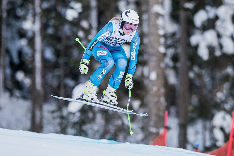 2017_Audi_FIS_Ski_Weltcup_Garmisch-Partenkirchen_Damen_-_Ragnhild_Mowinckel_-_by_2eight_-_8SC9274