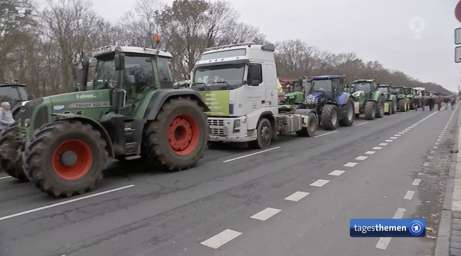 Bauern blockieren Strassen