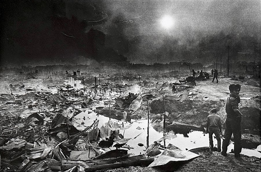 Bombardierung Phnom-Penhs im Februar 1974