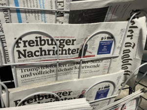 Freiburger Nachrichten Zeitungsständer