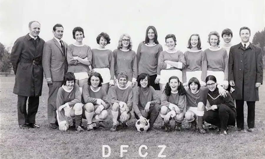 Damenfussballclub Zürich 2025-06-01 um 23.25.52