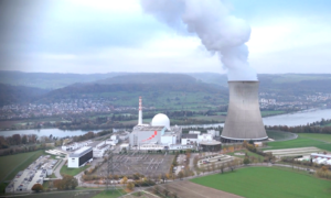 «Sonntags»-Zeitung propagiert Klimaanlagen und Gratis-AKW