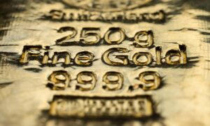 Diese Goldkonzerne stürzen die Schweiz mit ins Elend