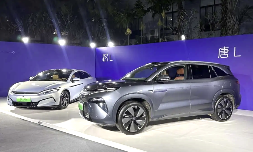 E-Autos von BYD mit 1000 Kilowatt Ladeleistung.BYD