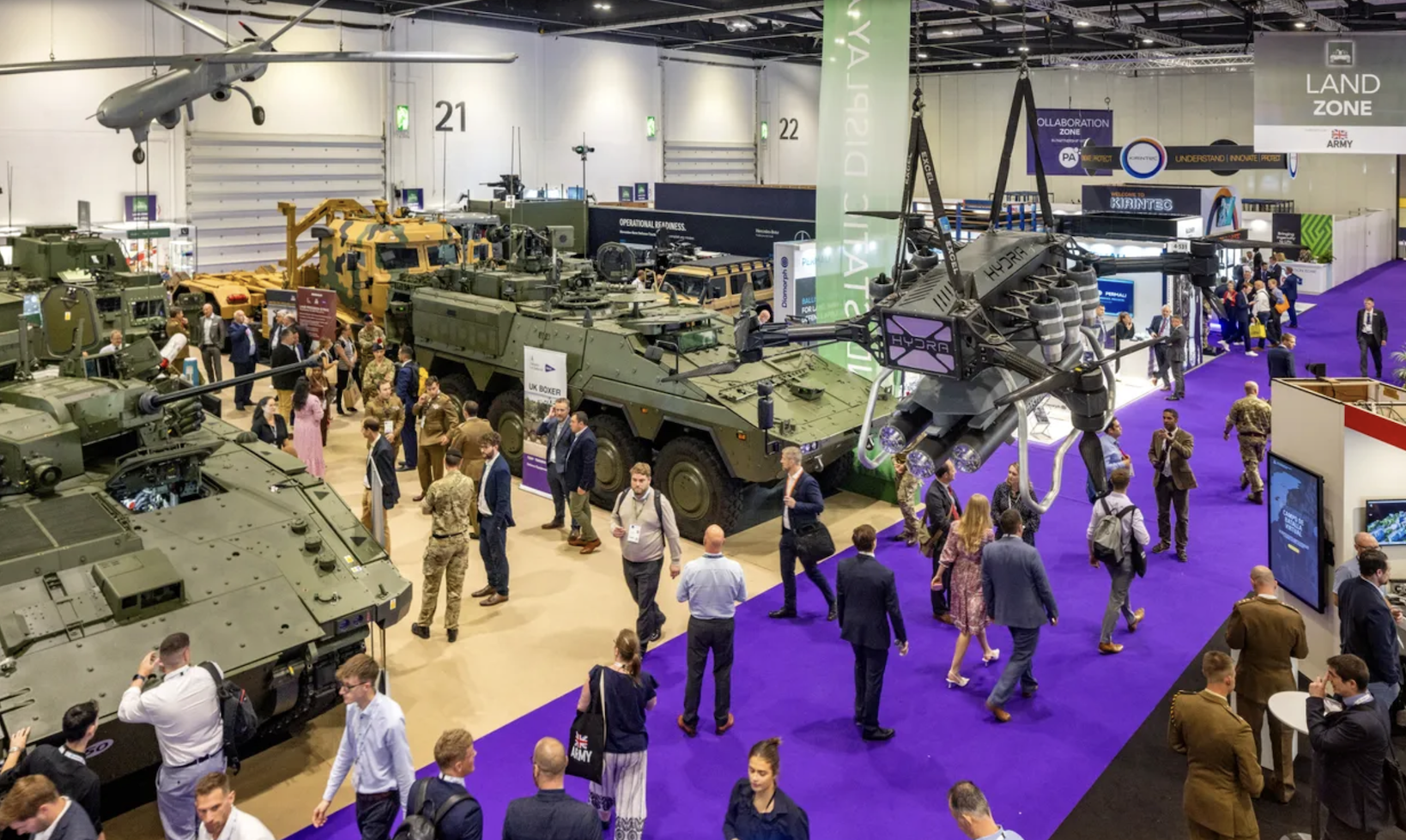 Waffenmesse in London im September 2025