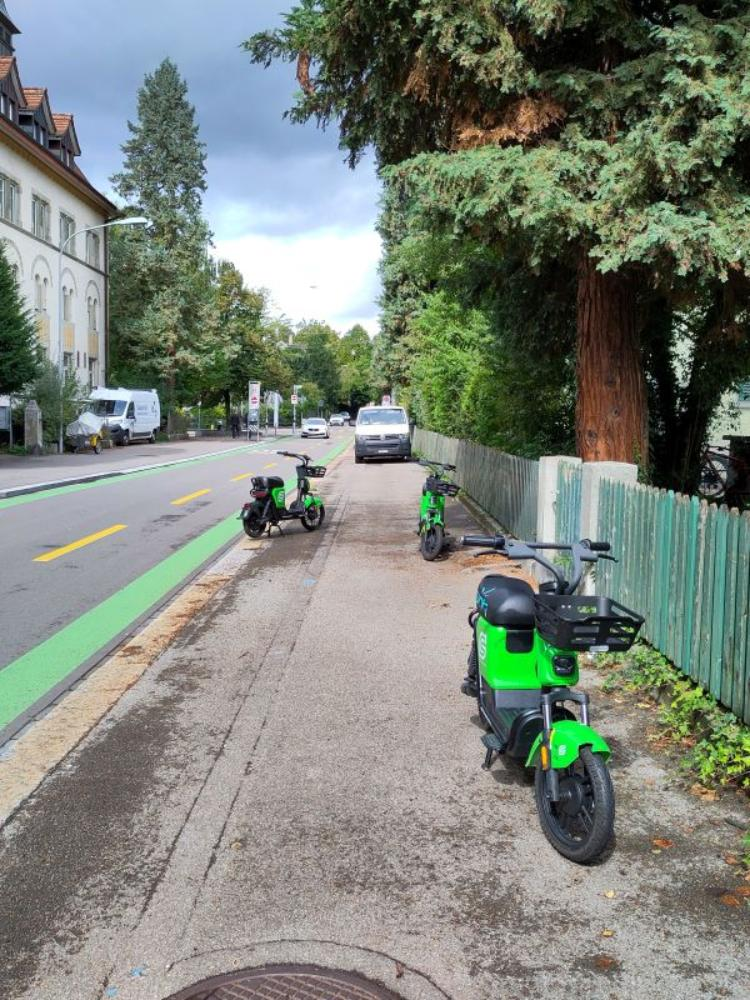 Zweiracabrio auf walkable zürich