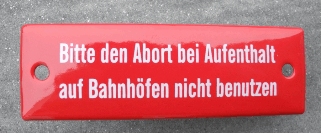 Huckleberrysix auf Ricardo bahn-schild