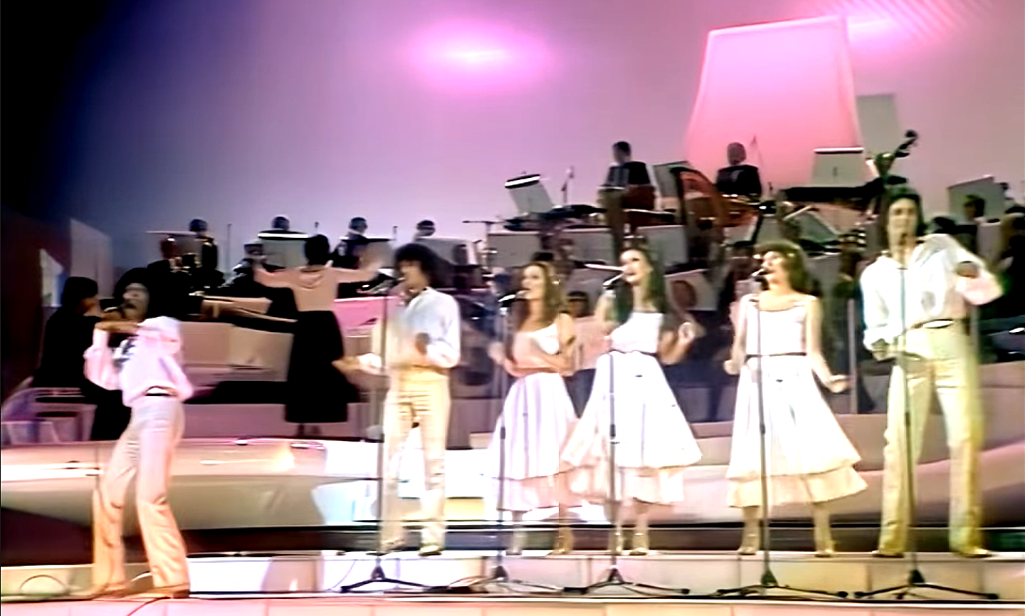 Screenshot 2025-12-10 at 14-43-13 A-BA-NI-BI – IZHAR COHEN & THE ALPHABETA Israel 🇮🇱 Eurovision Song Contest 1978 HD Remaster - YouTube