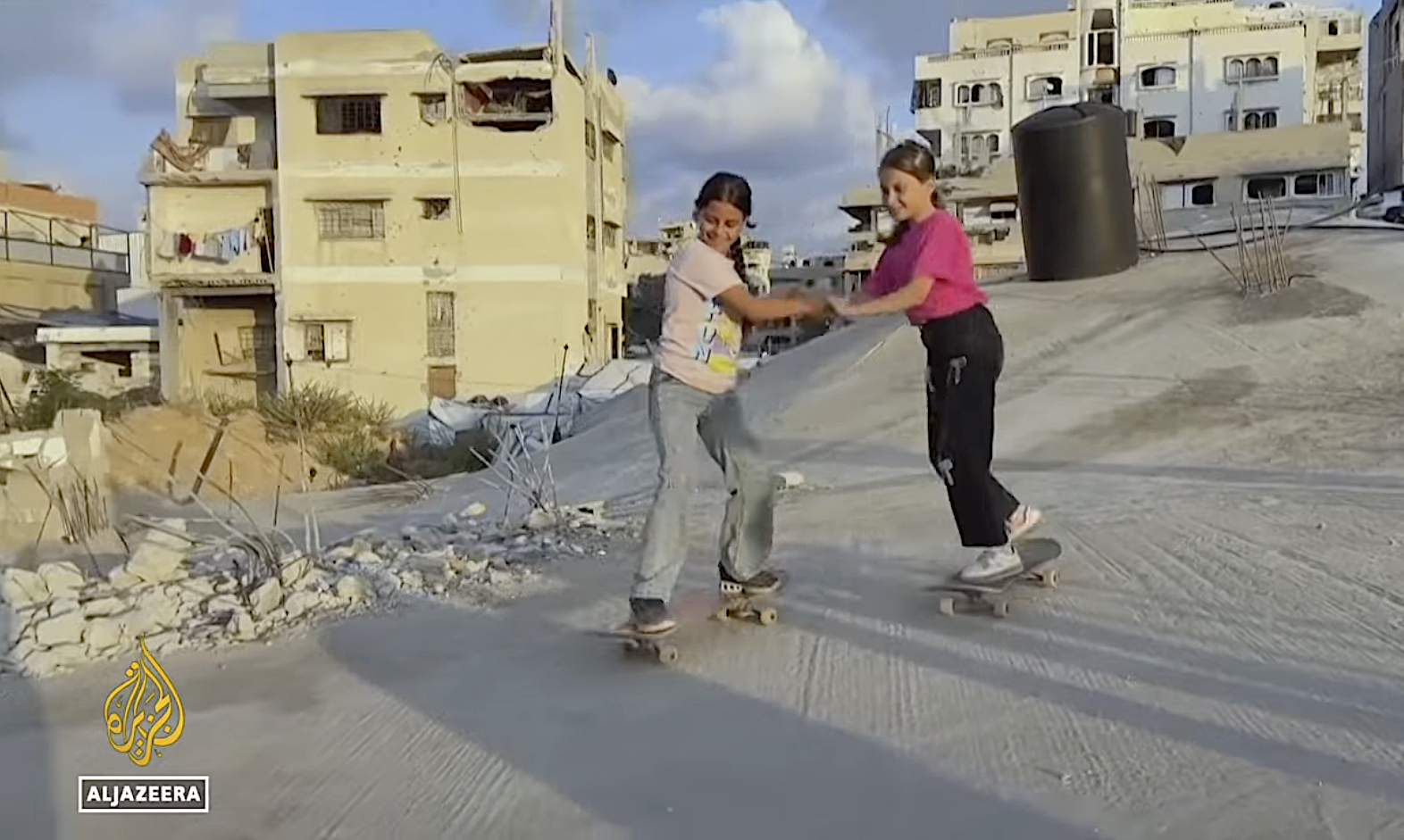 Auf den Skateboards wenigstens ein paar glückliche Momente